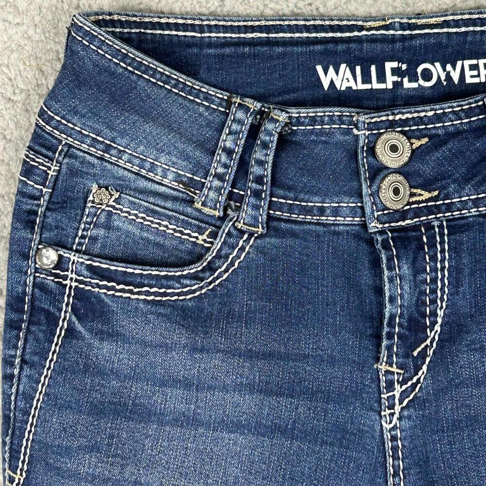 Wallflower Womens The Luscious Curvy Bootcut Jeans 1 Regular Blue Denim Classic - Picture 6 of 13